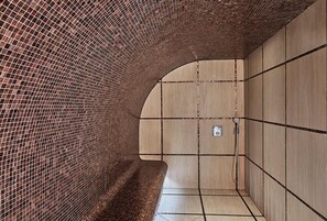 Sauna, steam room, body treatments, body wraps, body scrubs, facials