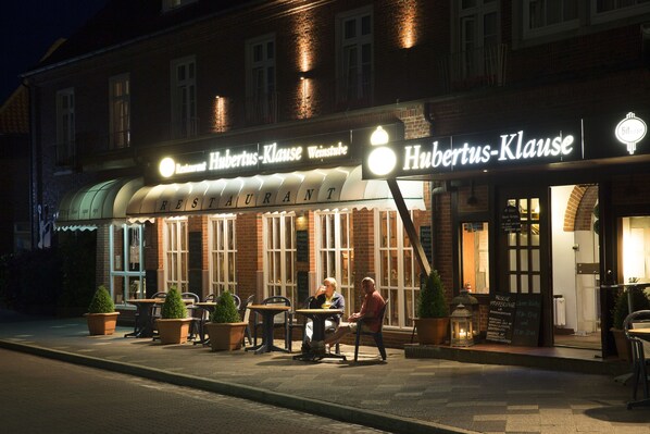 Front of property – evening/night