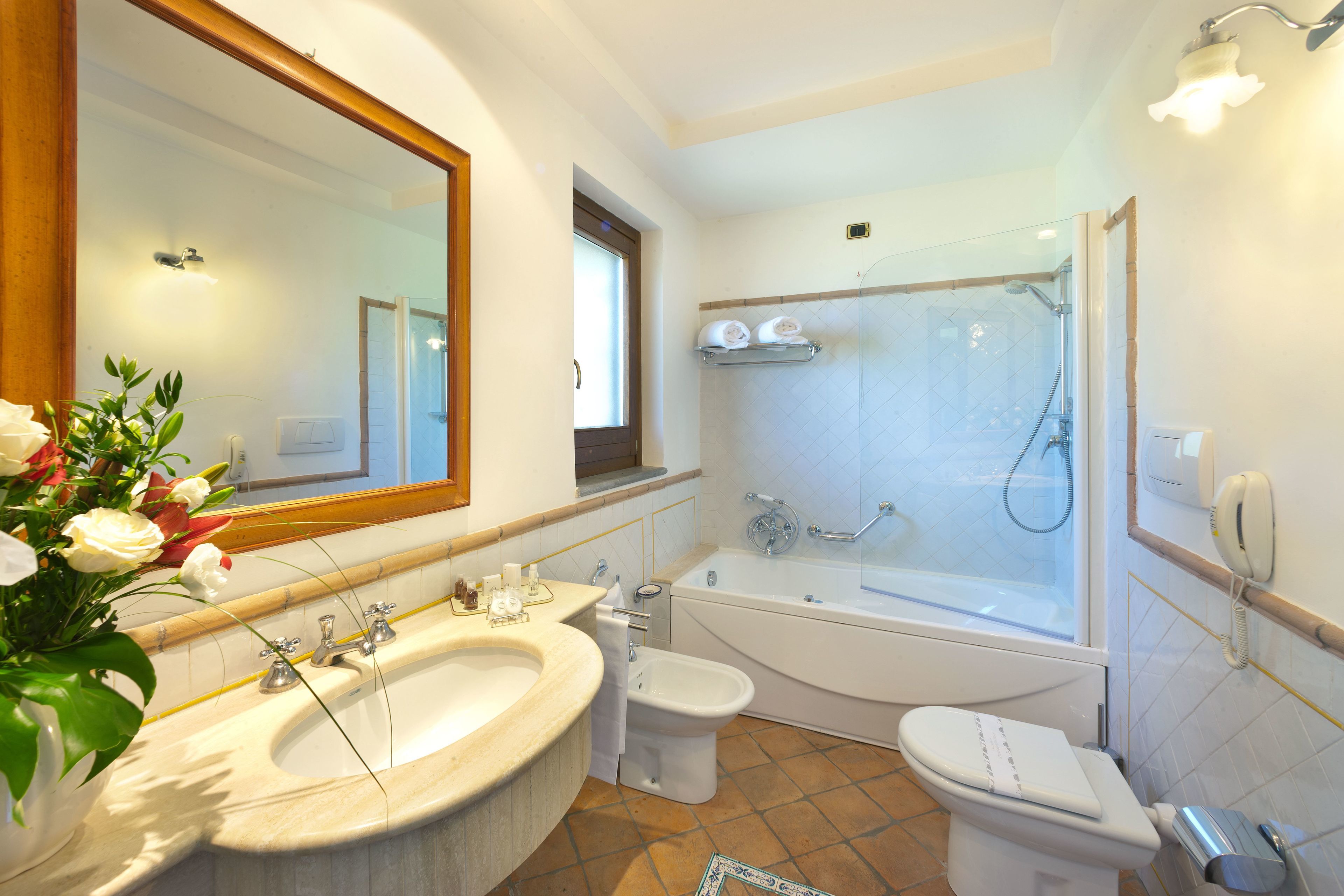 classic apartment, 1 bedroom | 2 bedrooms, minibar, in-room safe, desk