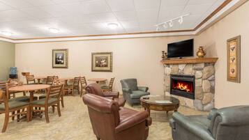 Free daily full breakfast