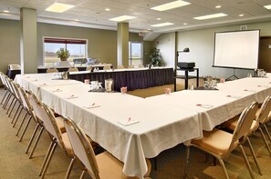 Meeting facility - Ramada by Wyndham Clairmont/Grande Prairie (Clairmont)