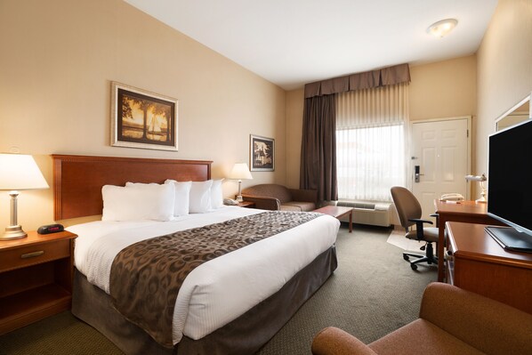 Standard Room, 1 King Bed, Non Smoking