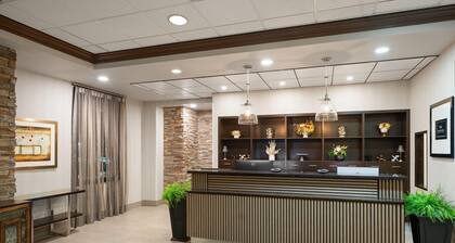 Waterloo Suites Hotel, Trademark Collection by Wyndham