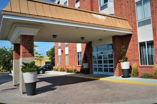 Waterloo Suites Hotel, Trademark Collection by Wyndham