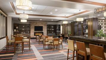 Termasuk sarapan Eropah setiap hari