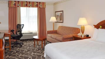 Room, 1 Queen Bed | Premium bedding, down comforters, in-room safe, iron/ironing board