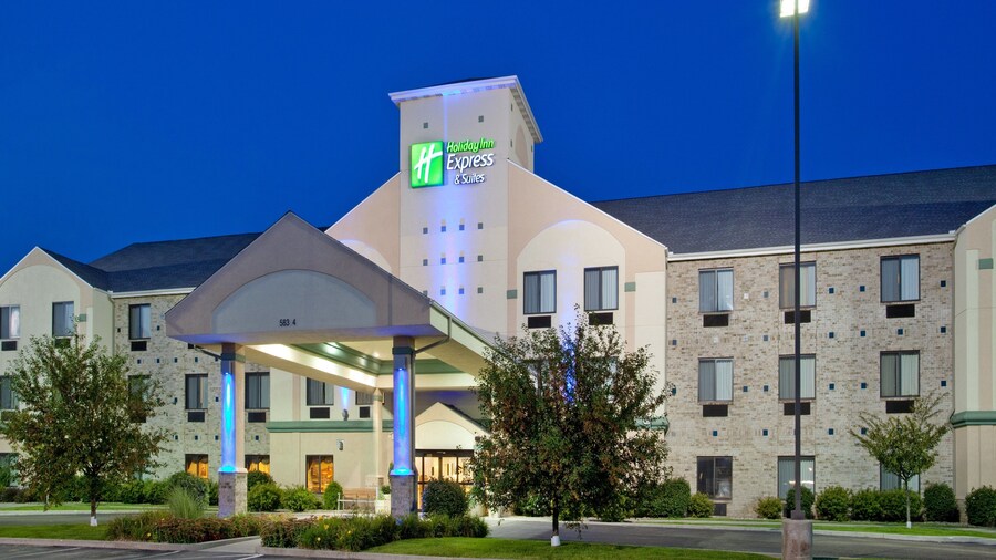 Holiday Inn Express & Suites Elkhart by IHG