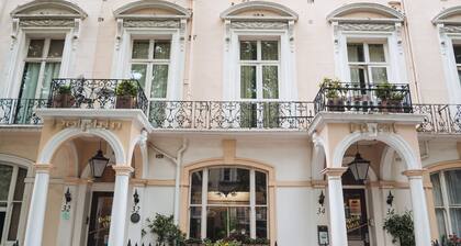 Dolphin Hotel