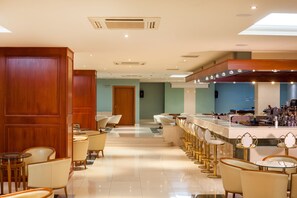 2 bars/lounges, poolside bar - Pegasos (Rhodes)