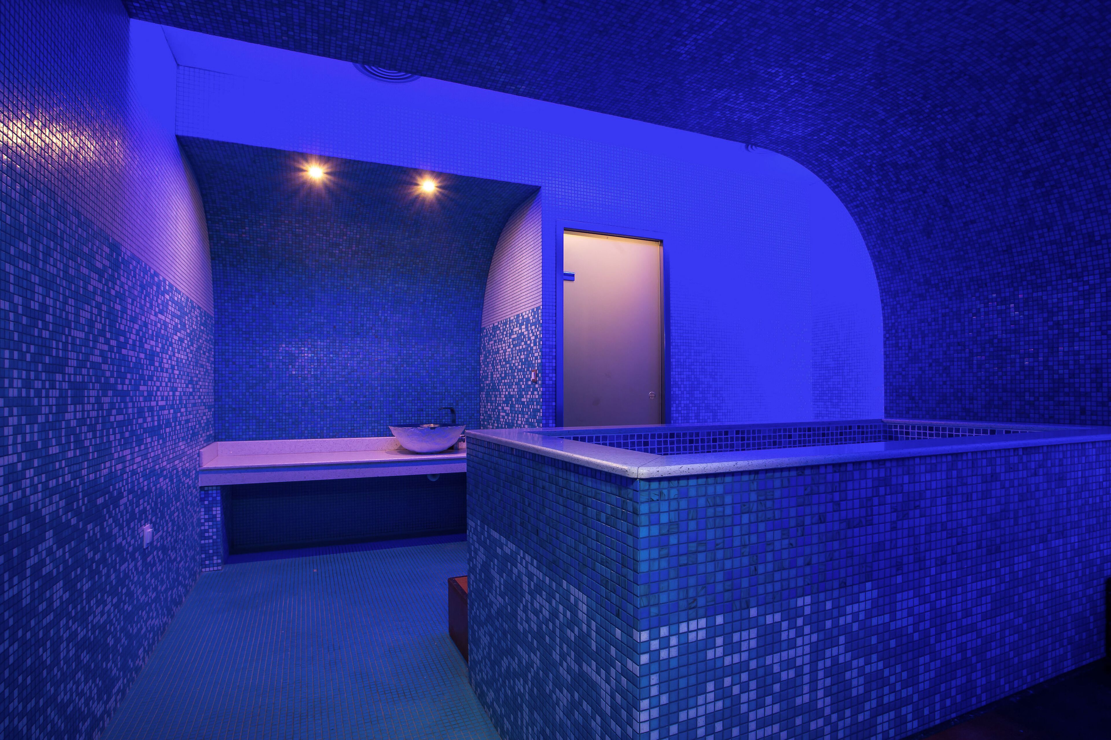 hot stone massages, deep-tissue massages, swedish massages