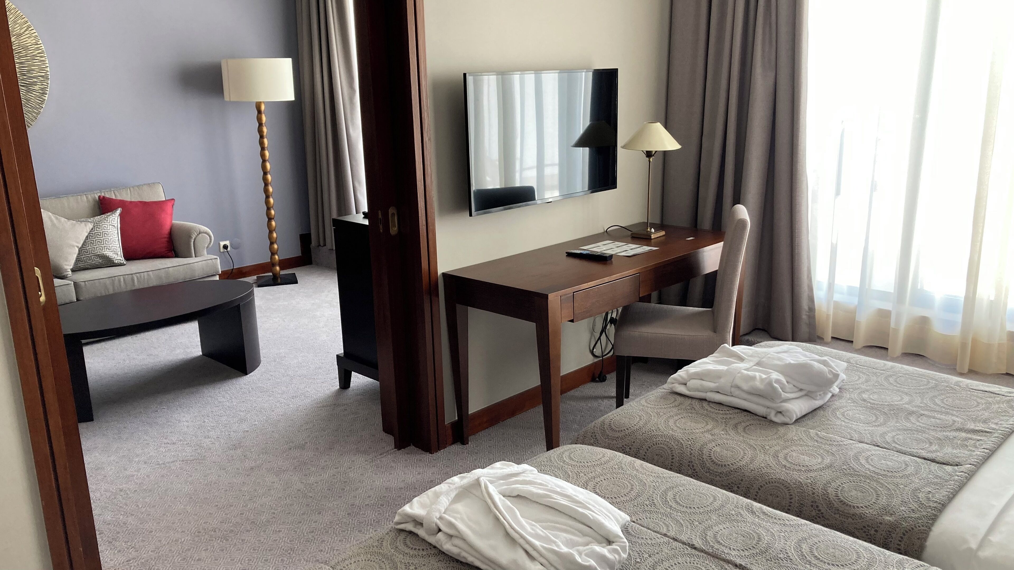 Superior Suite, 2 Single Beds | Minibar, in-room safe, desk, laptop workspace