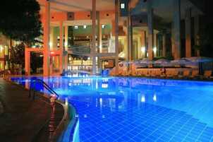 Indoor pool, outdoor pool