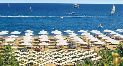 Labranda Excelsior Side