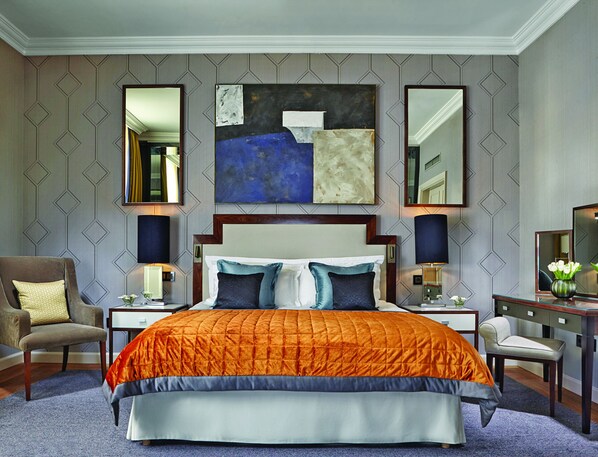 Premium bedding, minibar, in-room safe, desk