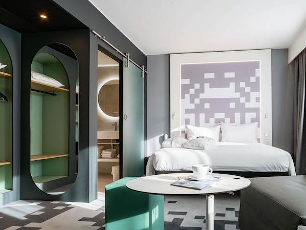 Premium bedding, minibar, in-room safe, desk