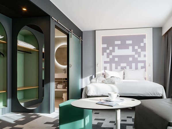 Premium bedding, minibar, in-room safe, desk