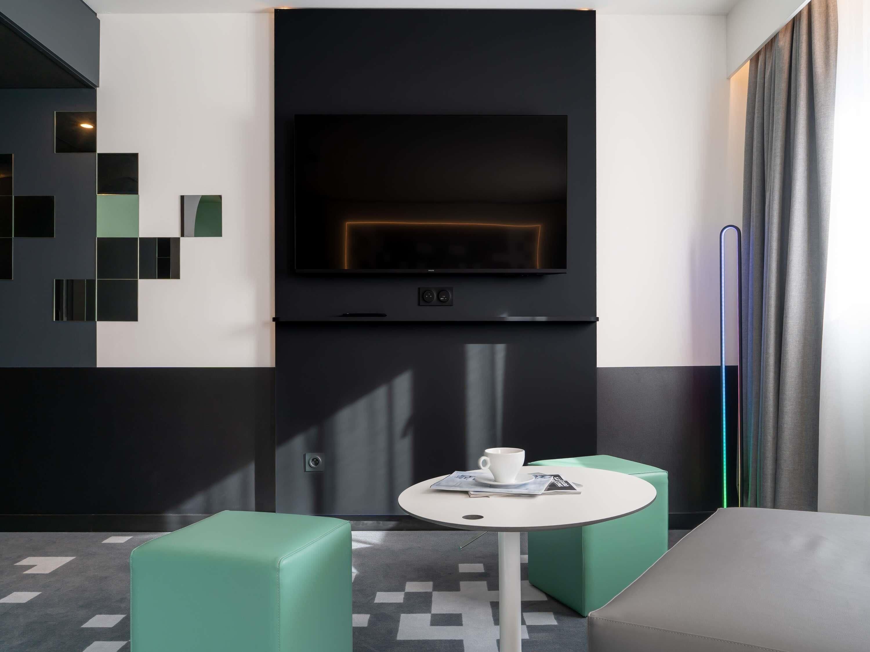 Standaard kamer, Meerdere bedden | Luxe beddengoed, geluiddichte muren, een strijkplank/strijkijzer