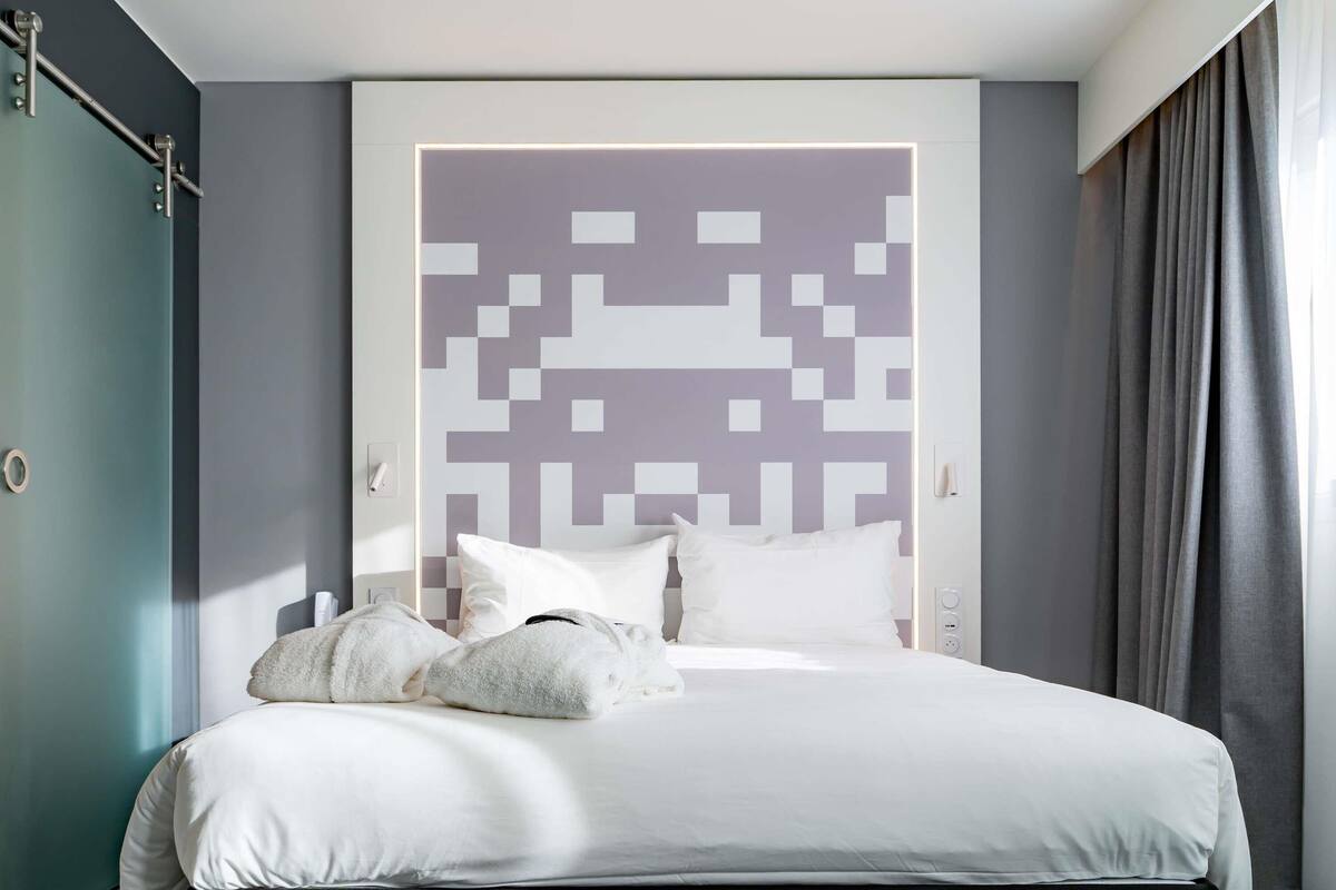 标准房, 1 张双人床和 1 张沙发床 | 高档床上用品、隔音、熨斗/熨板、免费 WiFi