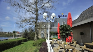 Room (Budget) | Terrace/patio - Hotel Leiderdorp (Leiderdorp)