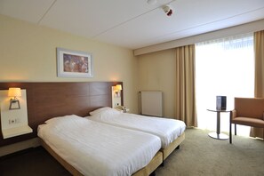 Standaard kamer, 2 eenpersoonsbedden | Luxe beddengoed, verduisterende gordijnen, gratis wifi, beddengoed