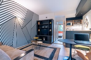 80-cm-Fernseher mit Kabelempfang