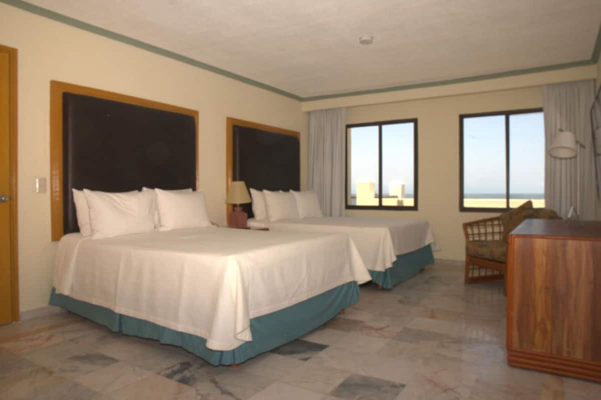 Ropa de cama de alta calidad, caja fuerte, cortinas opacas