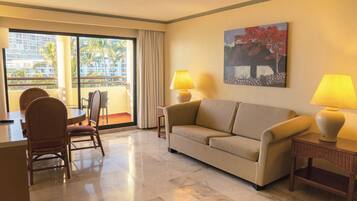 Suite 1 King, with terrace | Wohnbereich