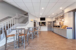 Petit déjeuner à emporter compris tous les jours