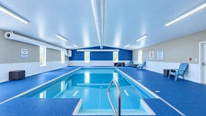 Indoor pool - Fairbridge Inn & Suites Williston Near Airport (Williston)