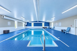 Indoor pool - Fairbridge Inn & Suites Williston Near Airport (Williston)