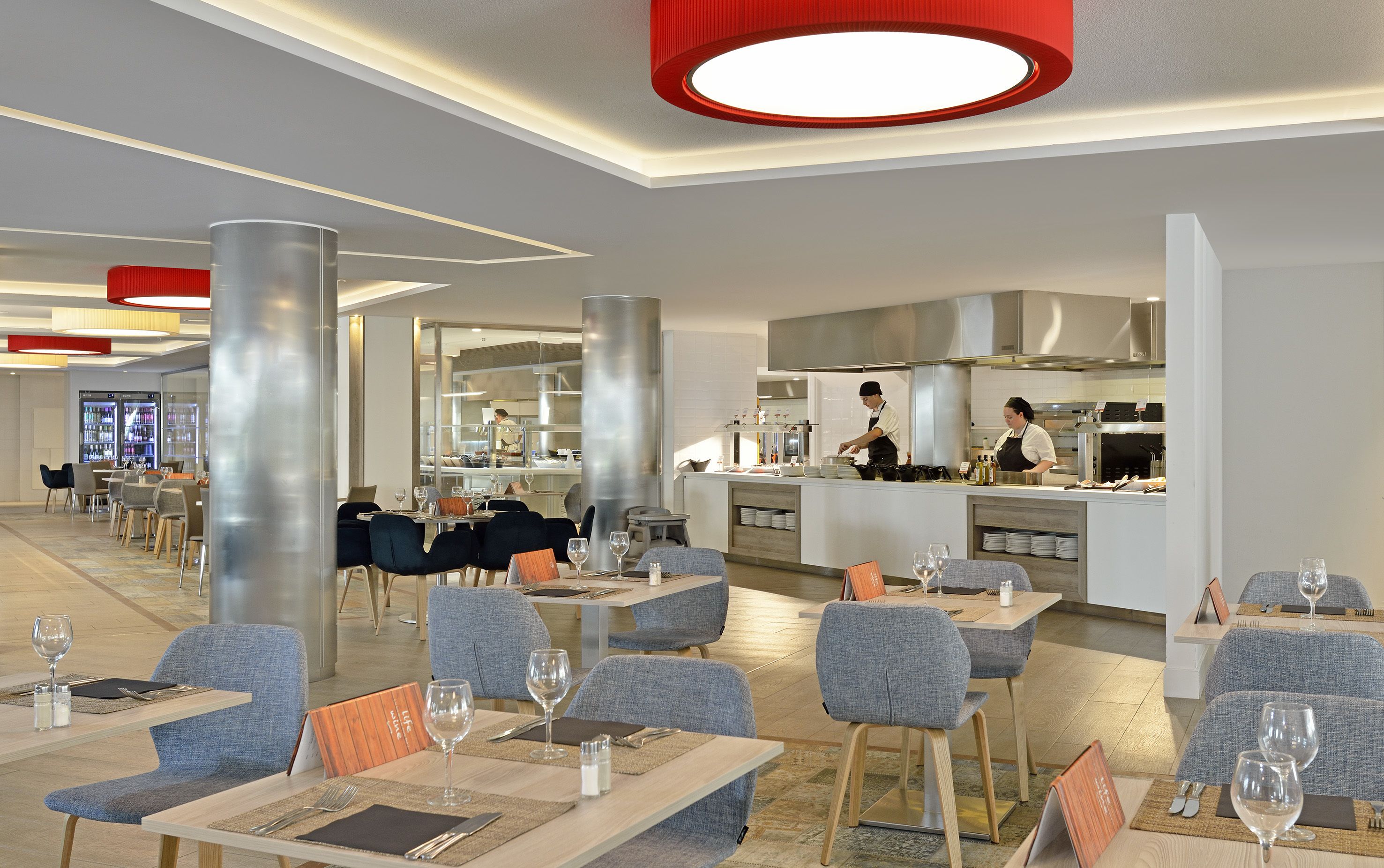 breakfast, lunch and dinner served