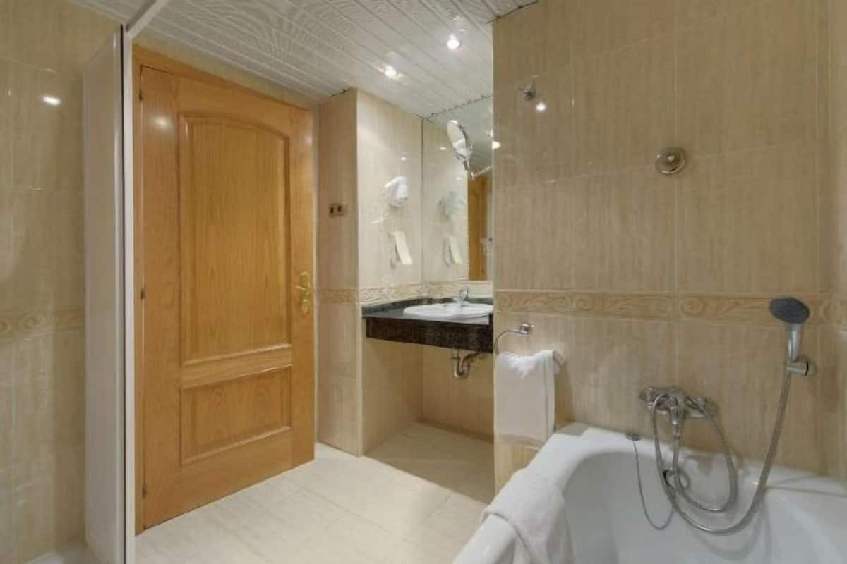 Baño | Ducha, artículos de higiene personal ecológicos y secador de pelo