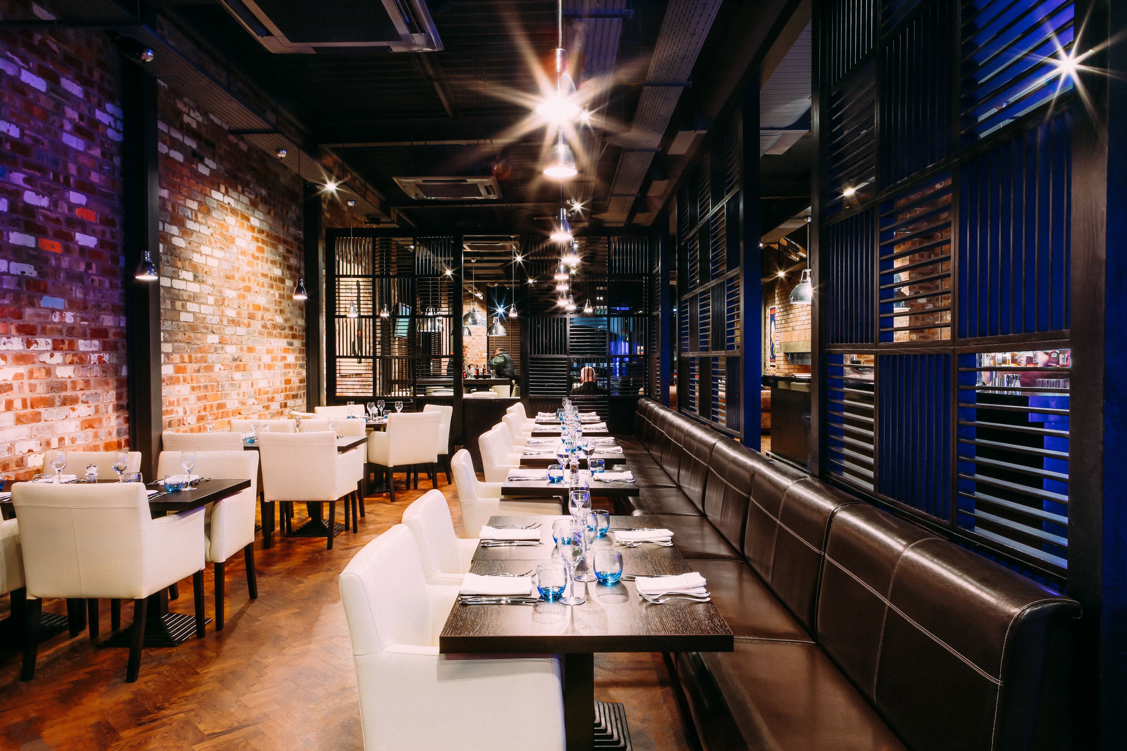 Breakfast, lunch and dinner served