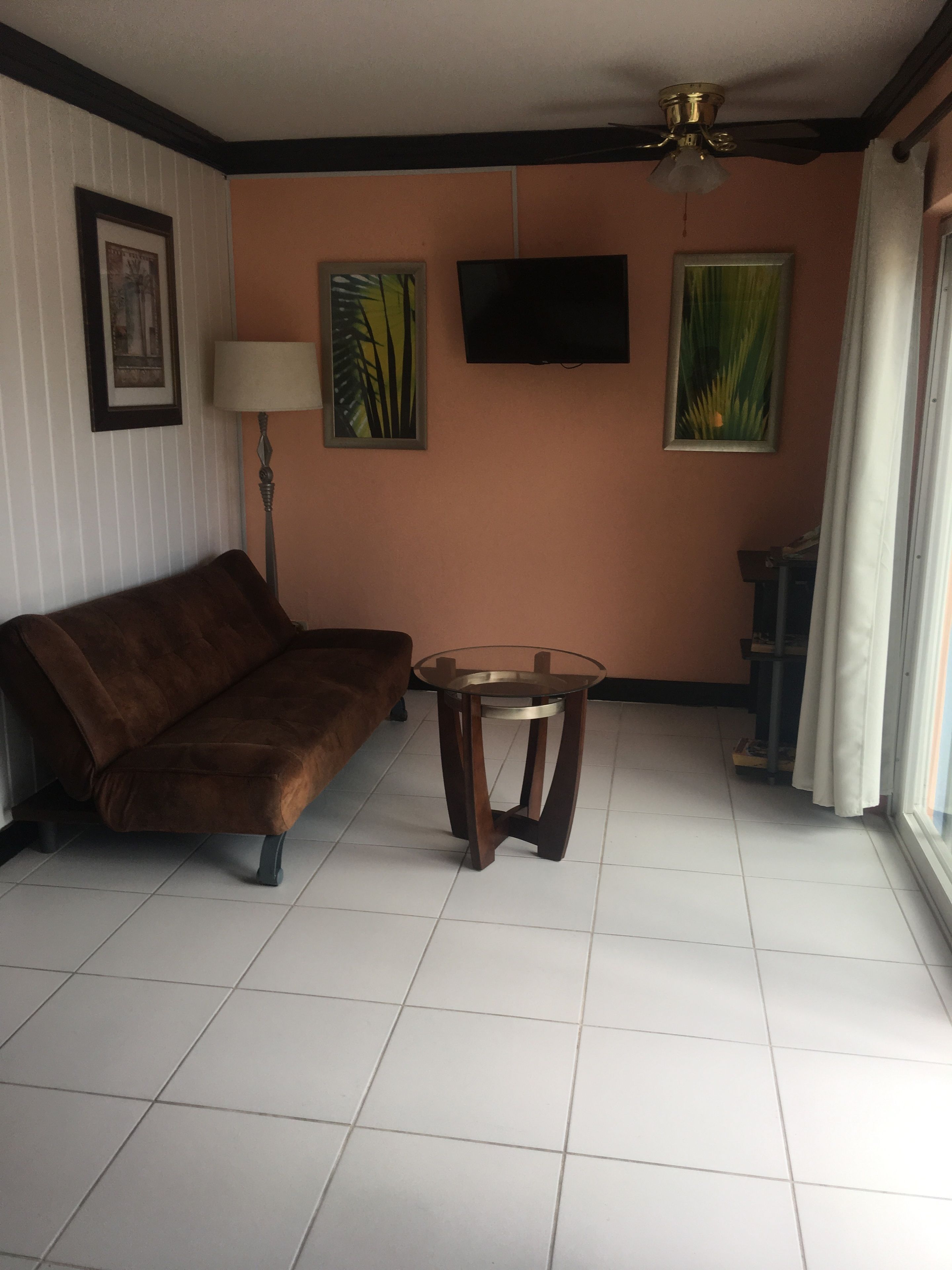 villa, 1 bedroom | living room | flat-screen tv