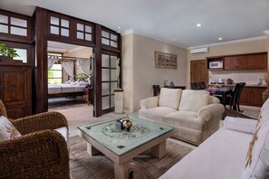 Executive Suite | Ruang tamu | 21 inci televisyen skrin rata dengan satelit, TV 