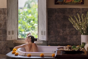Türkisches Bad/Hamam, Massage- und Behandlungsräume