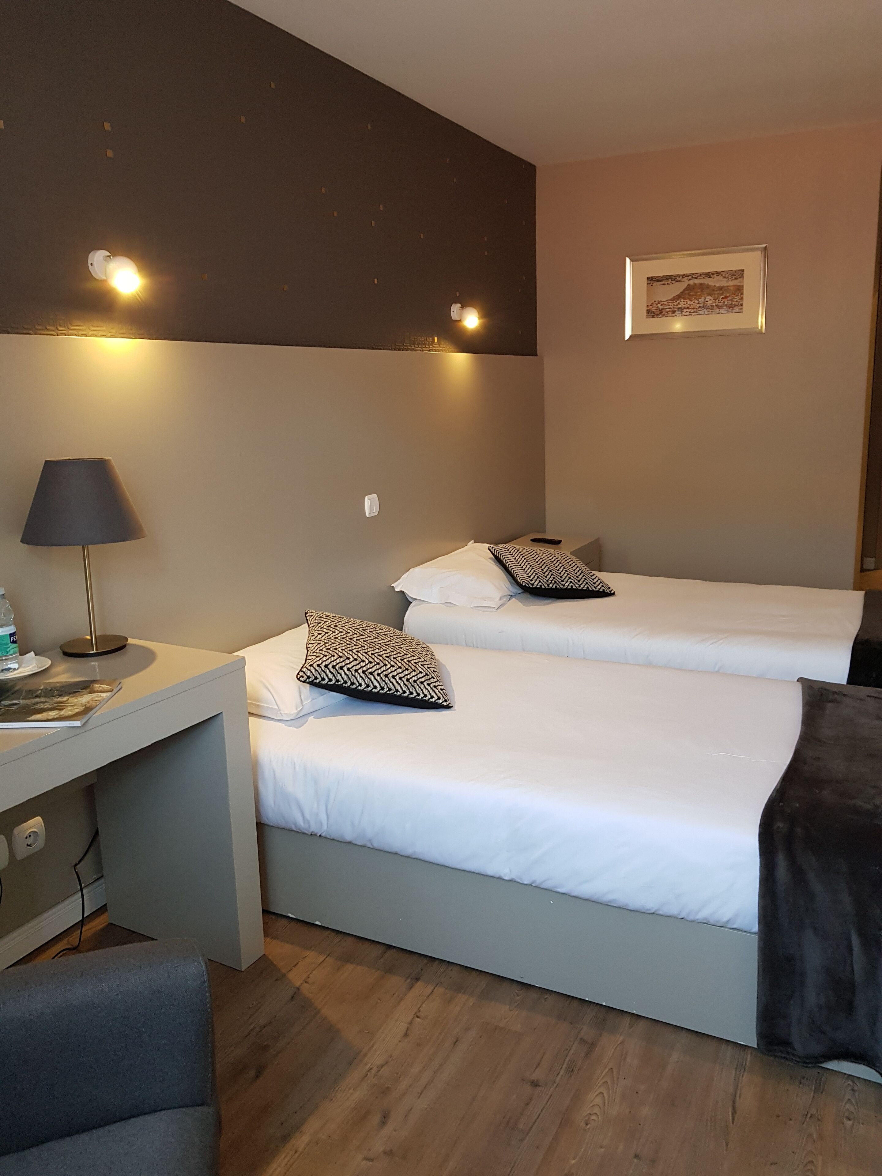 double or twin room, city view | soundproofing, free wifi, bed sheets