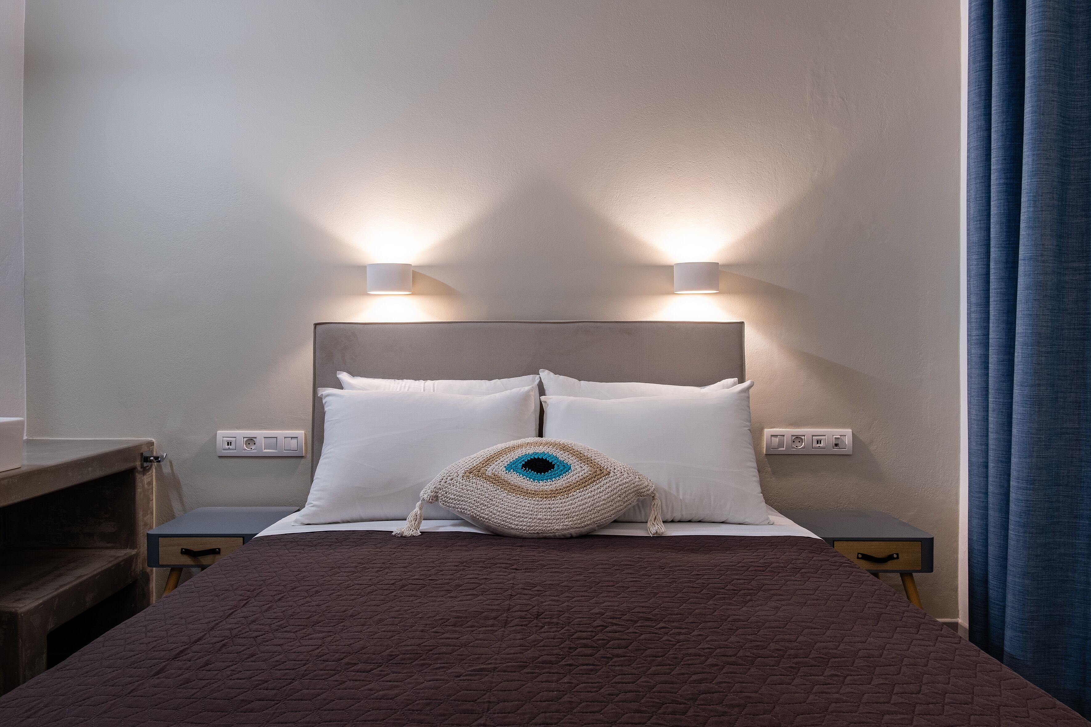 superior double room | in-room safe, desk, free wifi, bed sheets