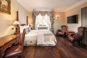 Superior Double Room | Select Comfort beds, minibar, in-room safe, iron/ironing board -  Iron Gate Hotel & Suites Prague by BHG (Prague)