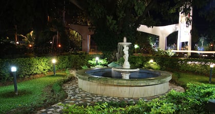 Capricorn International Hotel