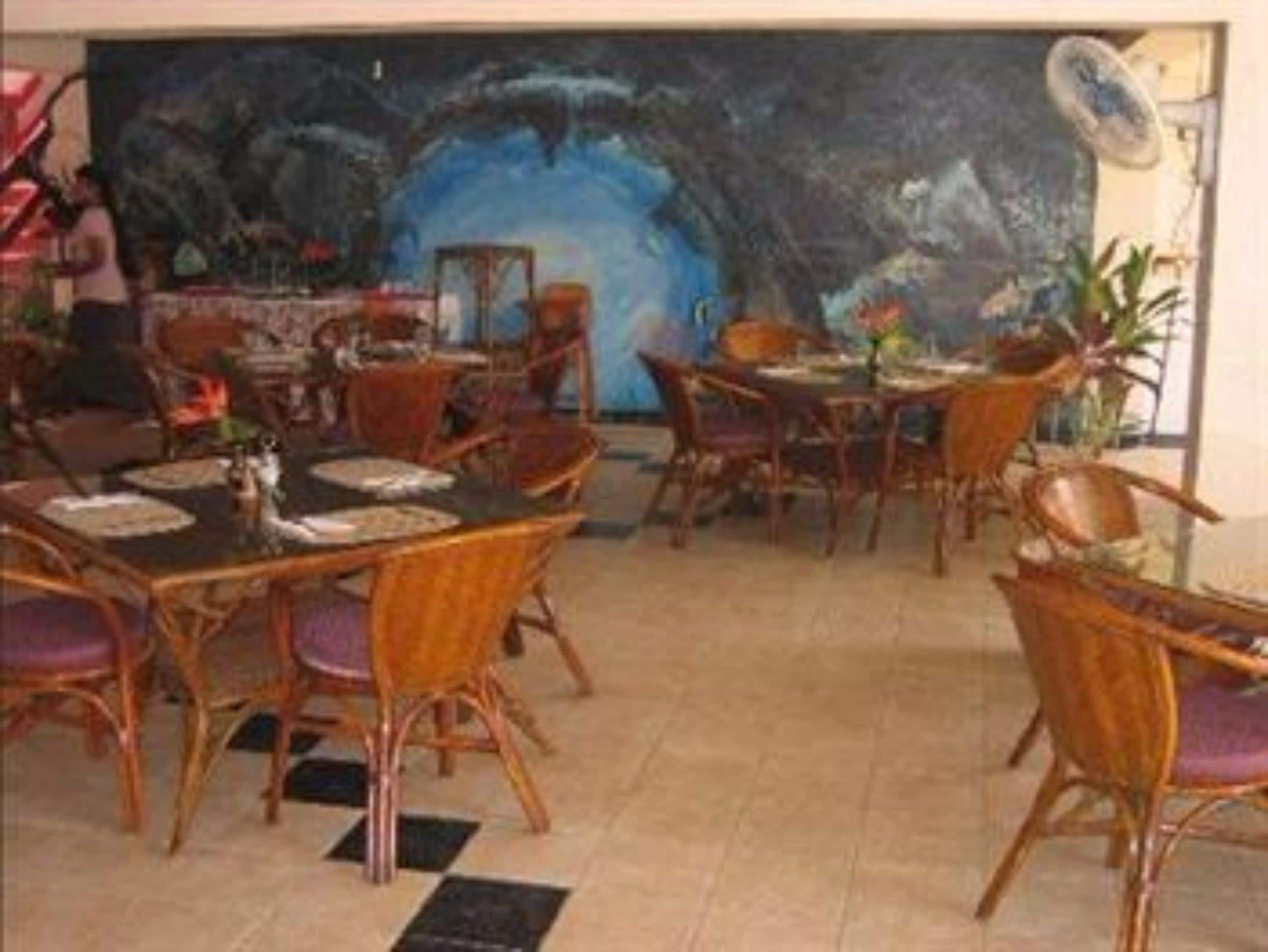 Breakfast (FJD 16 per person)