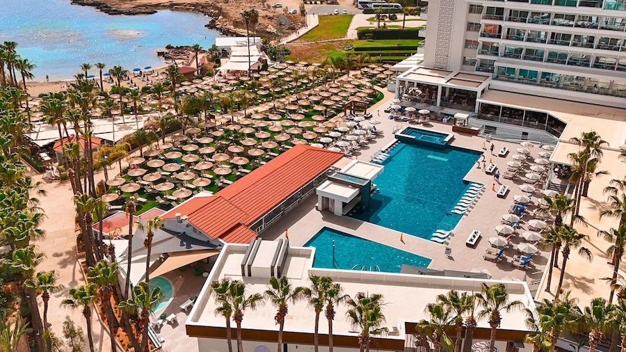 Cavo Maris Beach Hotel