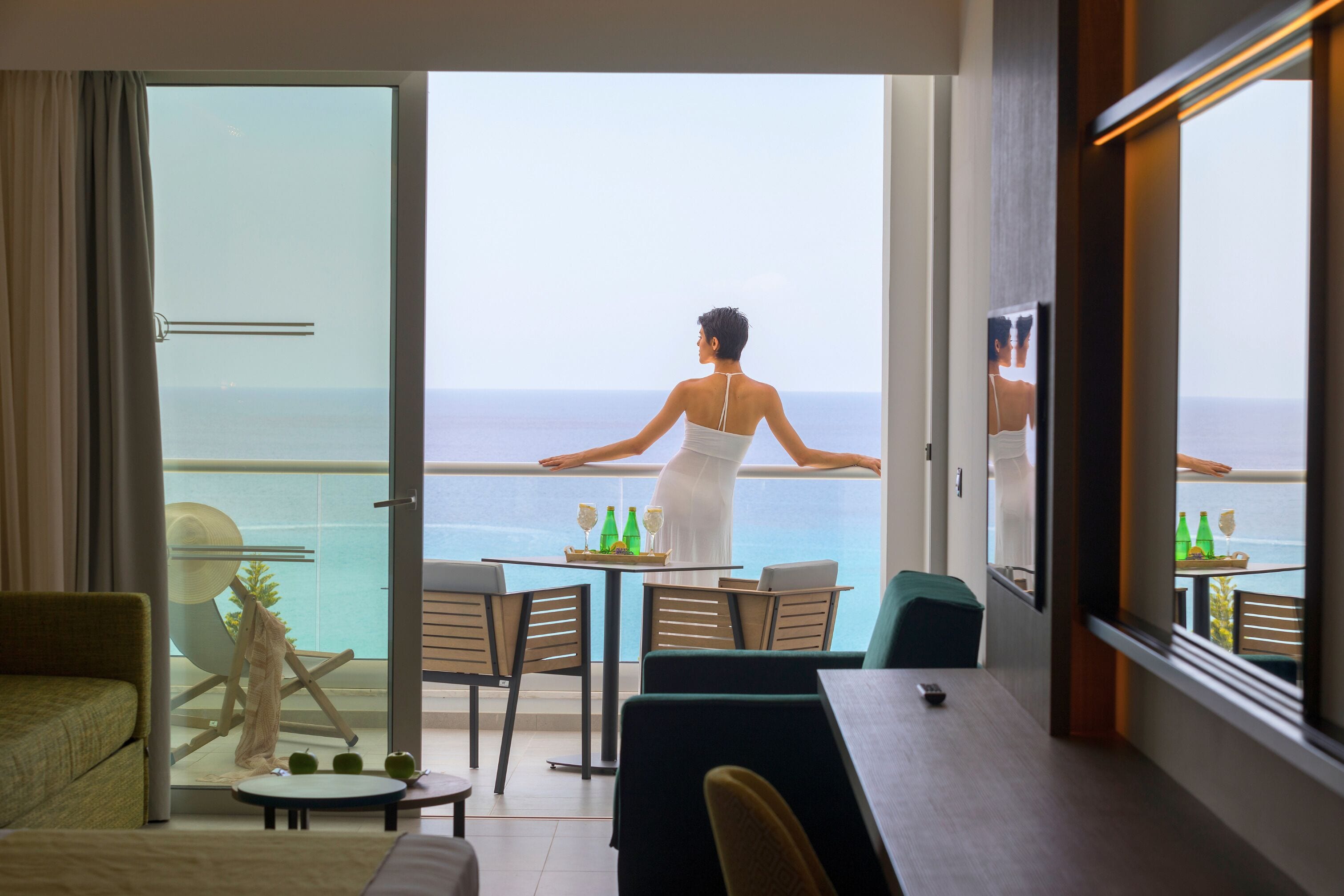 Suite familiar (Elite) | Ropa de cama de alta calidad y minibar 