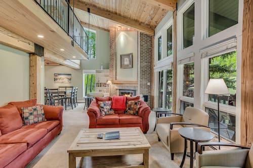 Deluxe Apartment | Living area