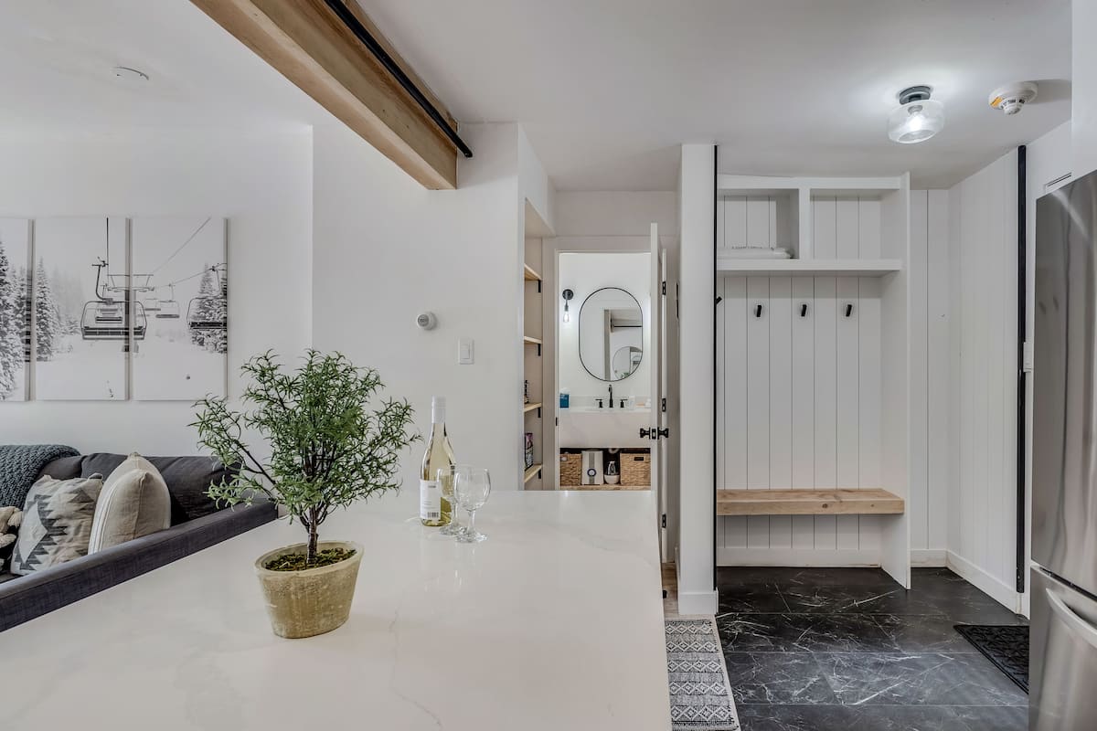 Premier Studio (Unit 101) | Private kitchen | Full-sized fridge, microwave, oven, stovetop