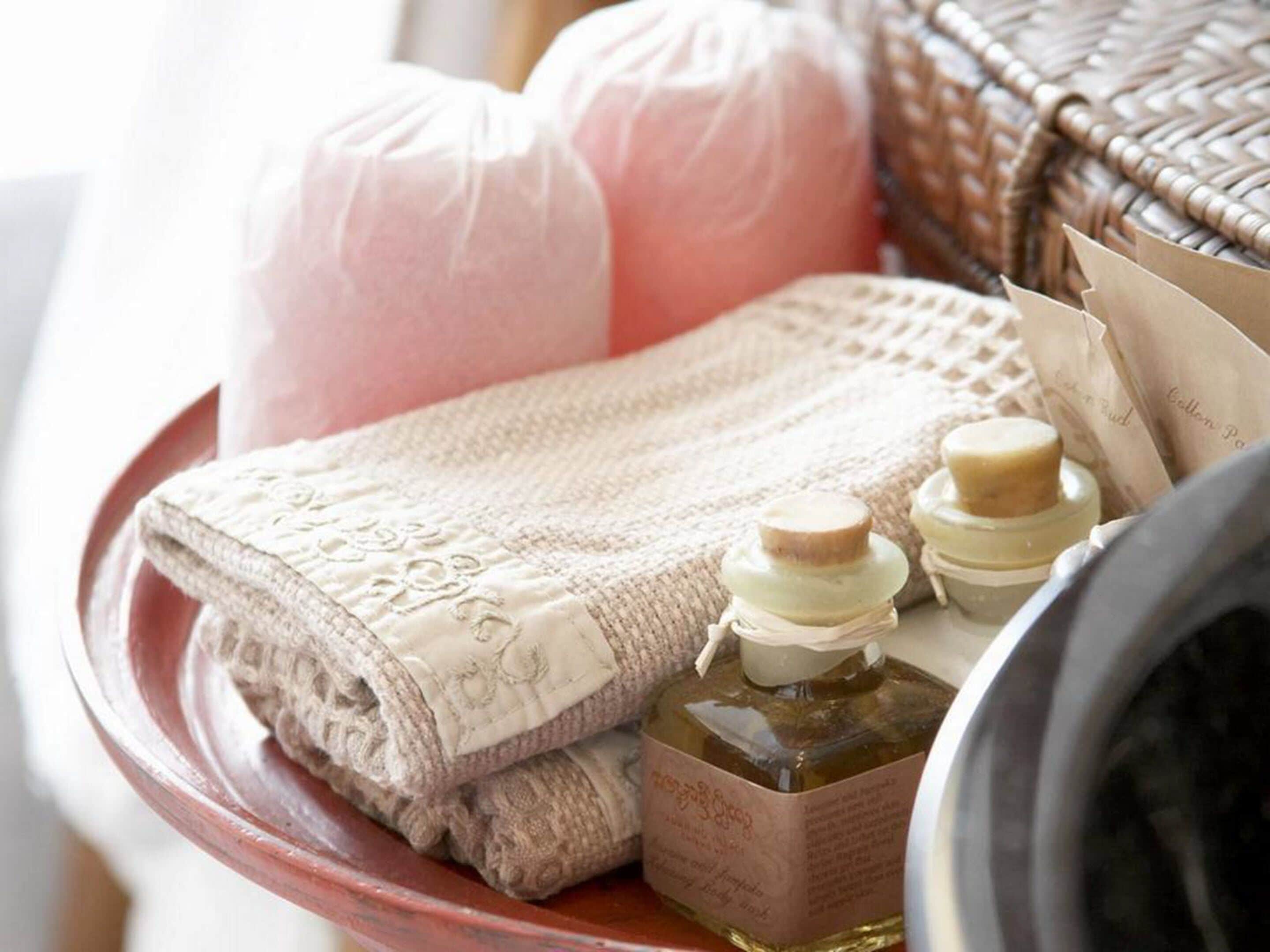 suite (tamarind) | minibar, in-room safe, individually decorated, desk