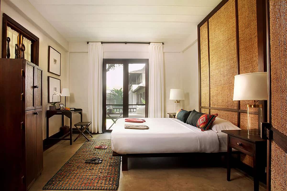 Deluxe Room (Lanna) | Minibar, in-room safe, individually decorated, desk