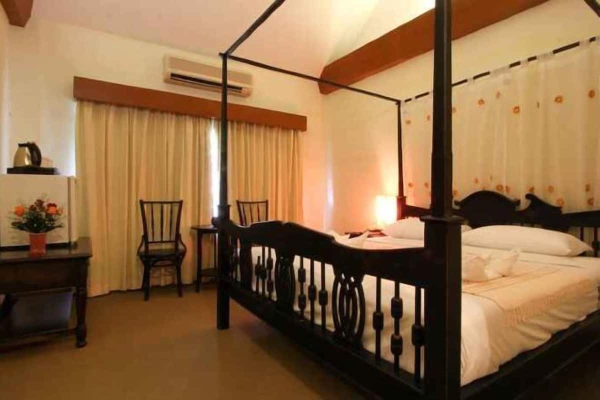 In-room safe, desk, blackout curtains, free cots/infant beds