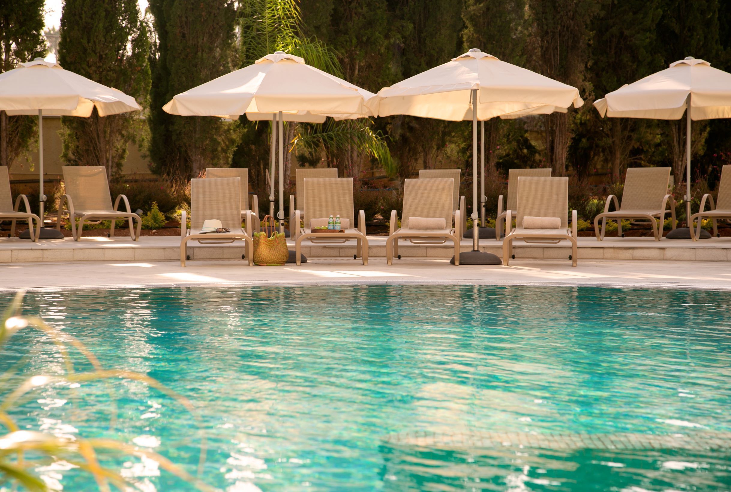 Indoor pool, seasonal outdoor pool, pool umbrellas, sun loungers
