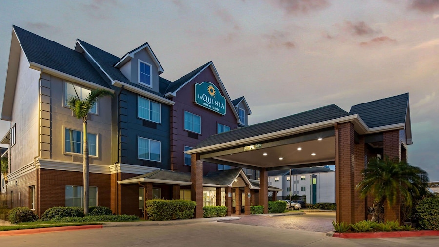 La Quinta Inn & Suites by Wyndham Pharr North McAllen
